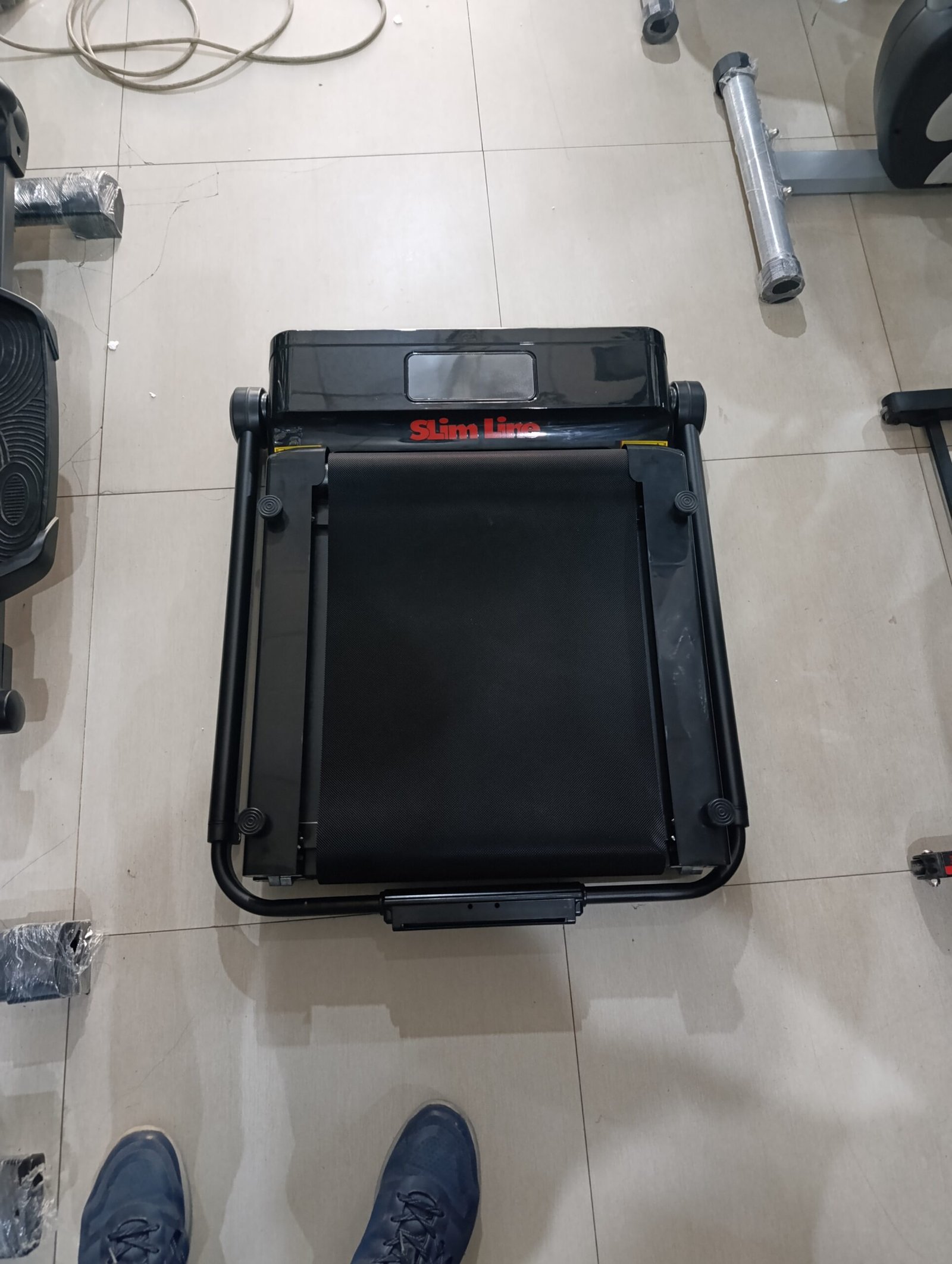 Slimline Walking Pad with double Fold 2Hp motor 120kg capacity - Image 4